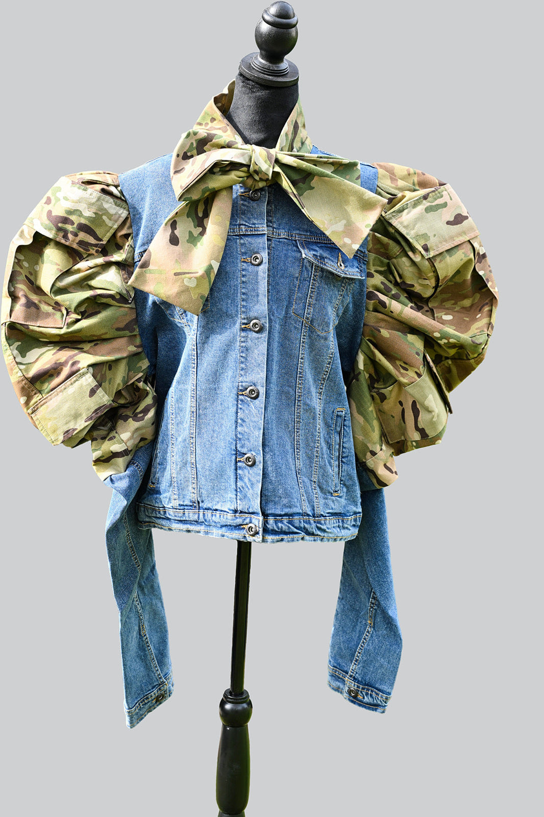 The Bold Arrival Statement Jacket