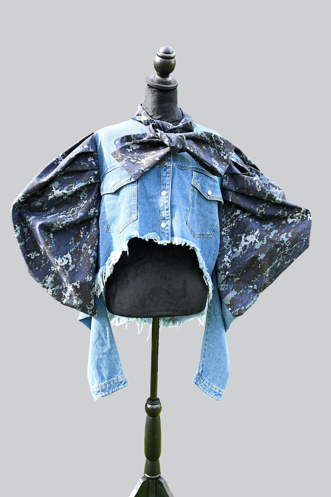 The Bold Arrival Statement Jacket