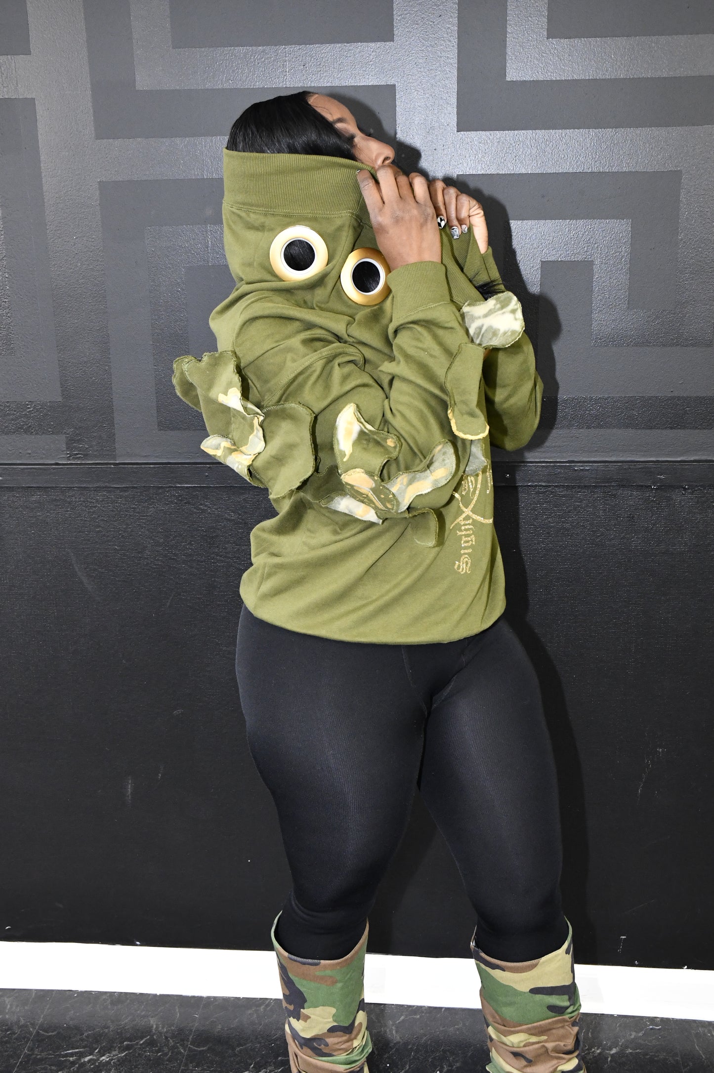 “Walk By Faith Olive Bloom Sweatshirt”