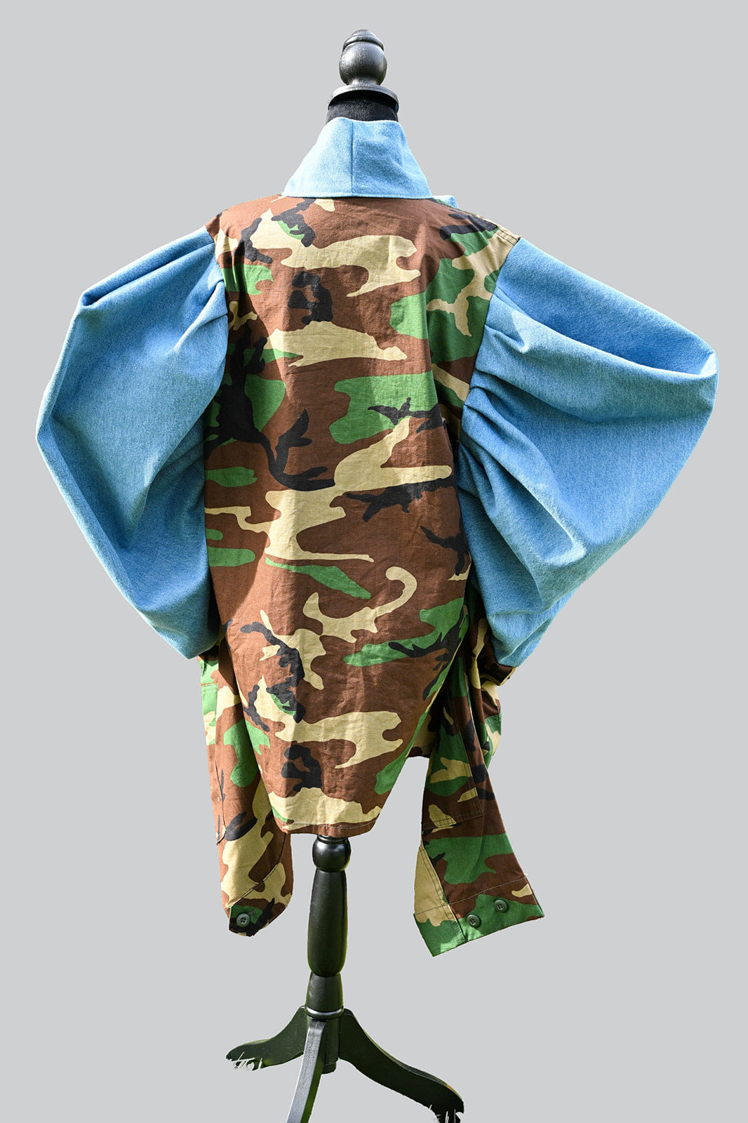 The Bold Arrival Statement Jacket