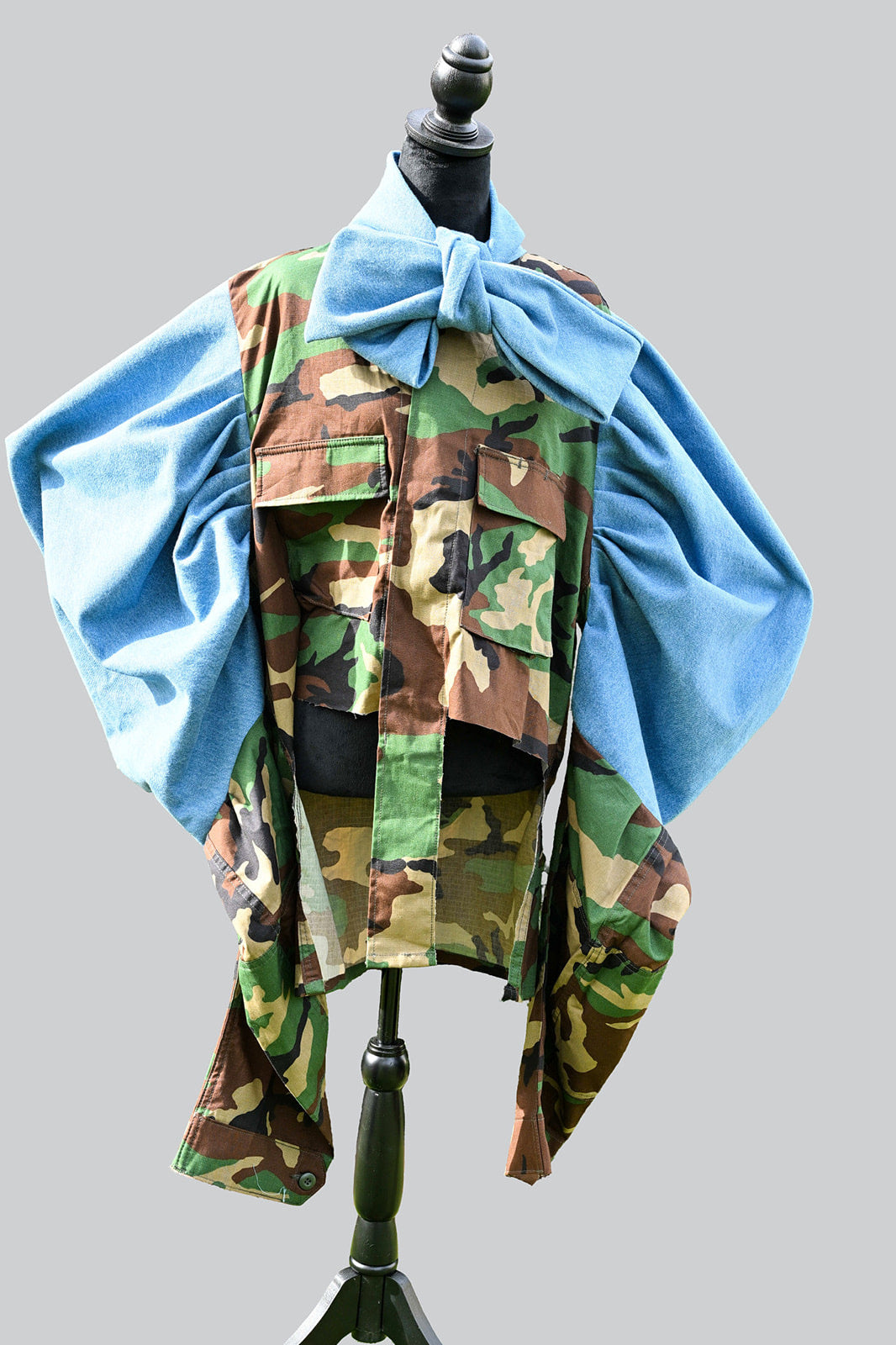 The Bold Arrival Statement Jacket